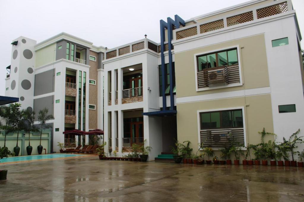 יאנגון Ten Mile Hotel מראה חיצוני תמונה