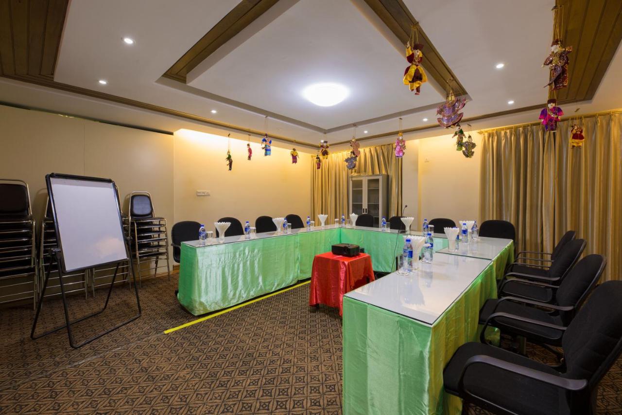 יאנגון Ten Mile Hotel מראה חיצוני תמונה